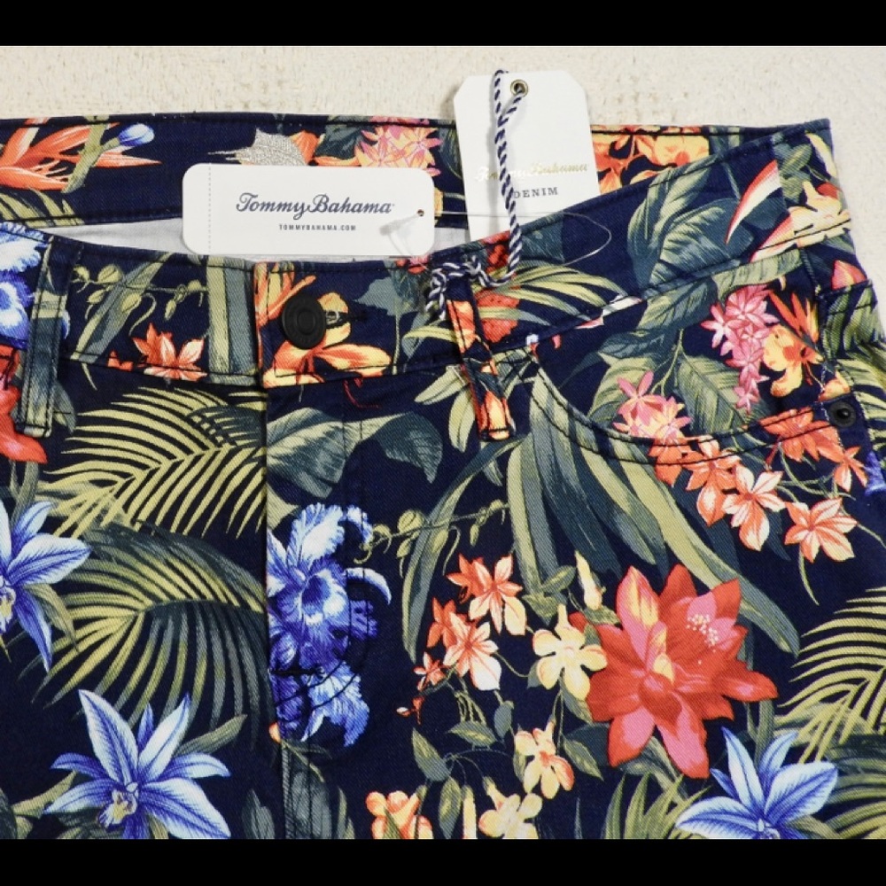 Tommy Bahama size 30 denim skinny ankle pants NWT